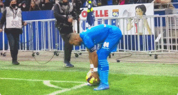 C罗传承，迷你罗的足球天赋！（从C罗到迷你罗：足球天赋的接力）