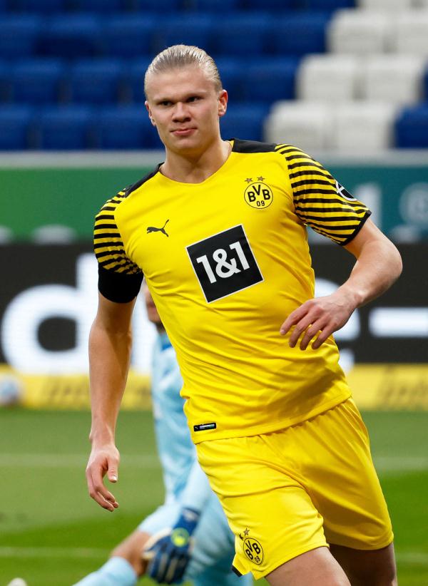 意媒：邓弗里斯和姆希塔良都可能错过对阵马竞的比赛（意媒：邓弗里斯、姆希塔良恐双双缺席对阵马竞）