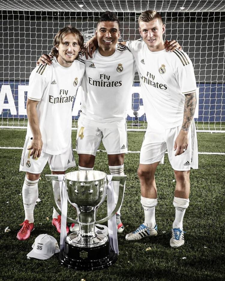 李霄鹏：近两场比赛运气站在我们这边，最重要的还是态度严肃