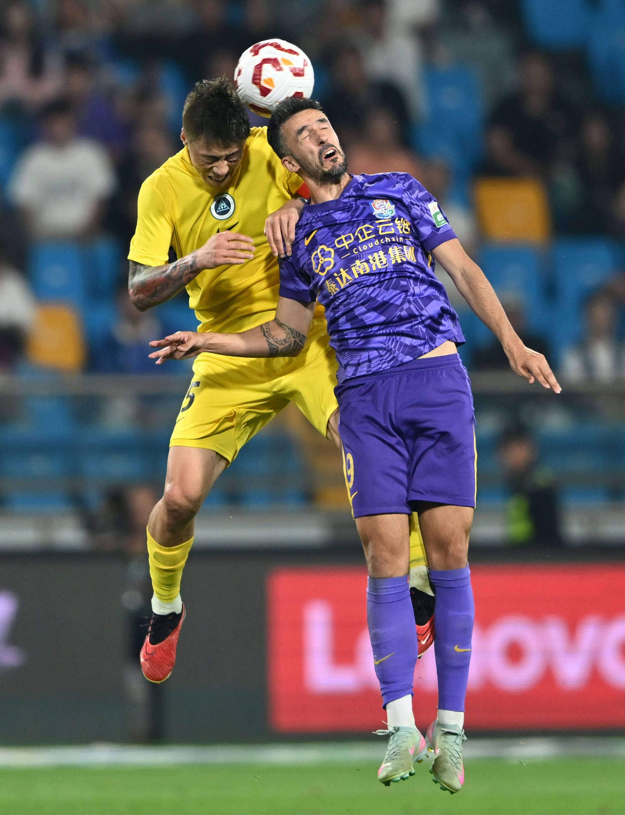 英媒：土耳其一名银行女经理诈骗球员3300万镑，被判入狱102年（英媒：土耳其一银行女经理骗走球员3300万英镑，获刑102年）