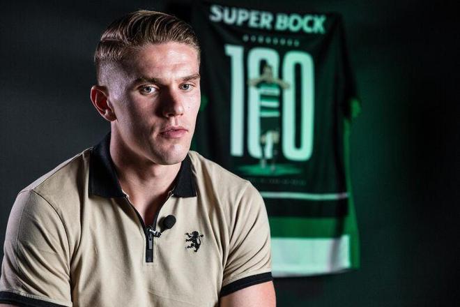 连续20场联赛进球2+，拜仁追平自己保持的德甲历史纪录（拜仁连续20场联赛至少进两球，追平其所保持的德甲历史纪录）