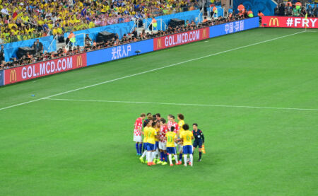 篮球勇士年轻球员表现亮眼（勇士队年轻球员大放异彩）