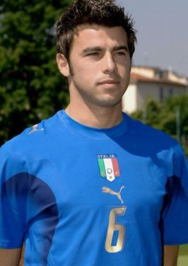 本泽马评选历史最佳阵容：