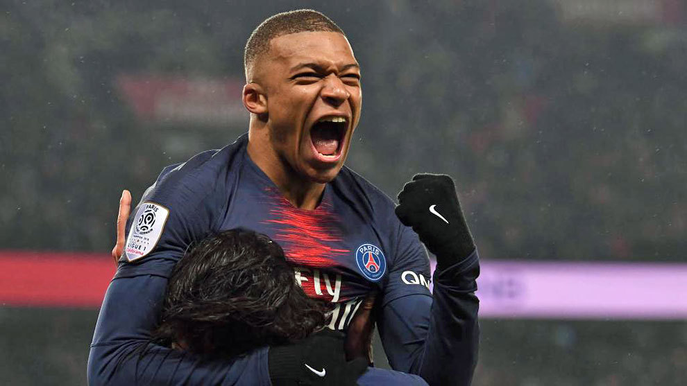 基米希打入生涯首粒欧冠乌龙，拜仁上次欧冠乌龙由阿拉巴打入（基米希职业生涯欧冠首乌龙，拜仁上次欧冠乌龙由阿拉巴打进）