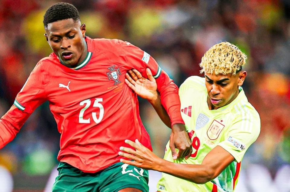 博主：柏杨最后时刻染红，停赛将在明年亚冠精英附加赛执行（博主称：柏杨终场前吃红牌，停赛顺延至明年亚冠精英附加赛）