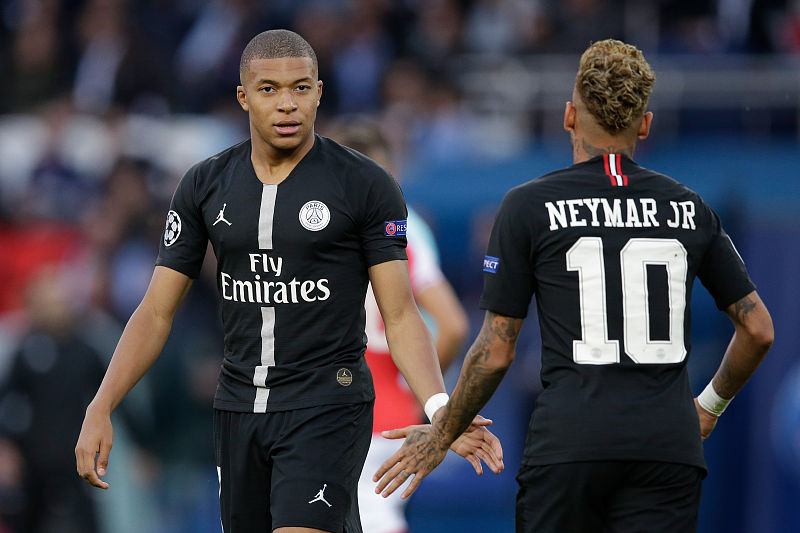 福克斯：哈珀和卡斯尔非常无私，我们还有更大的目标要去实现