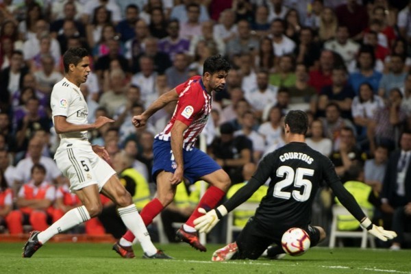 球员暖心动作感动全场