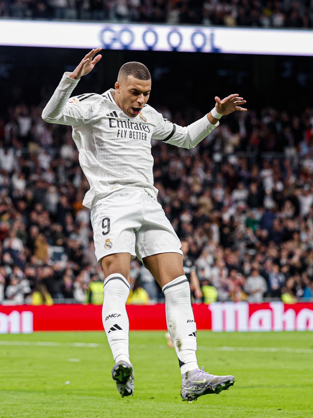 足球世界杯再次出现误判，慢镜头疯传